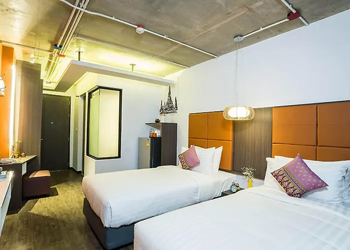 Aim House No Parking 酒店 3*